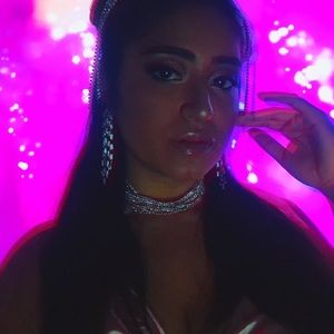 Meet your Posher, Samayra